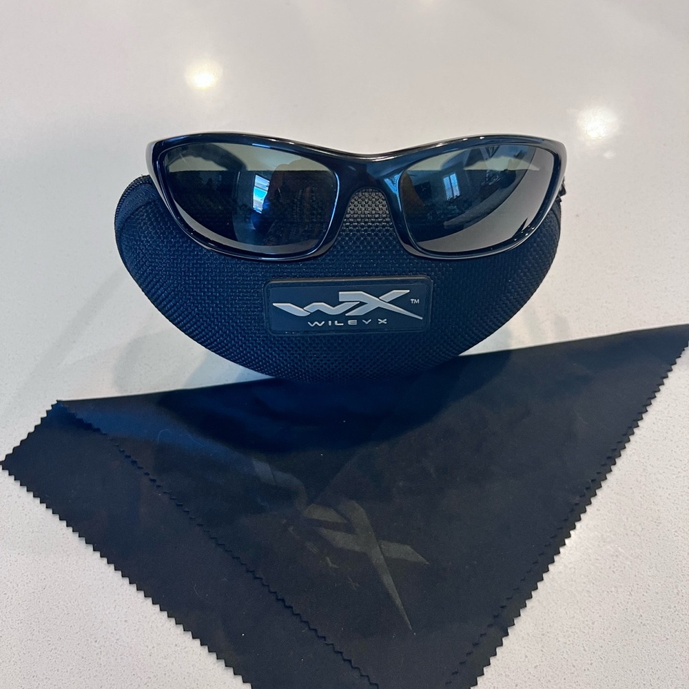 WX Black Sunglasses with Case